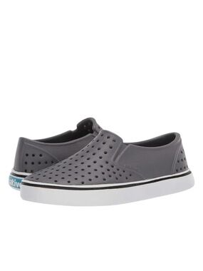 NATIVE Sneakers Miles Slip On Water Play Casual Grey Little Boys Size C13